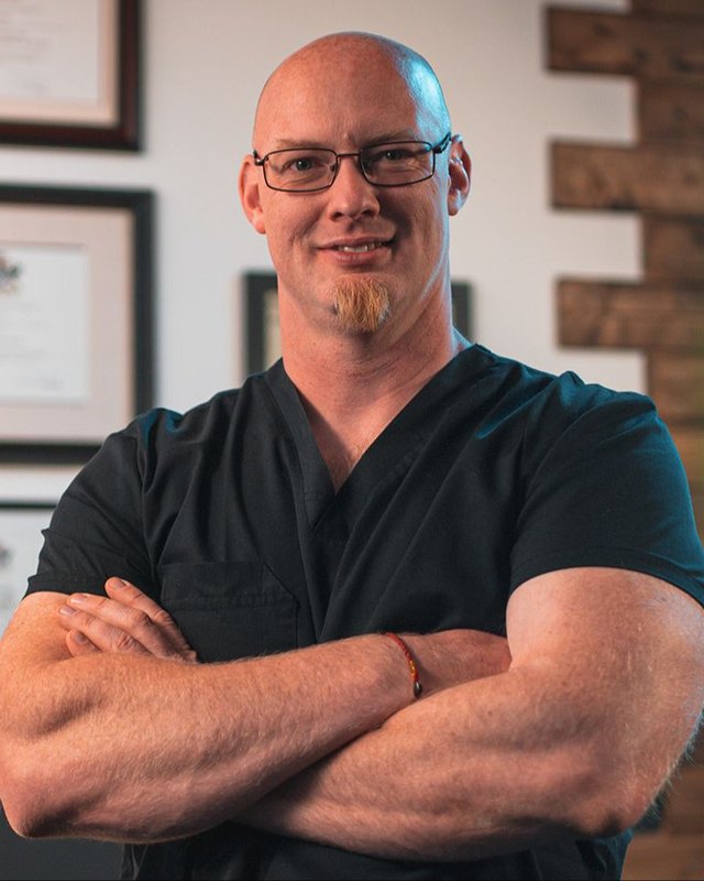 Dr. Daniel Nuzum